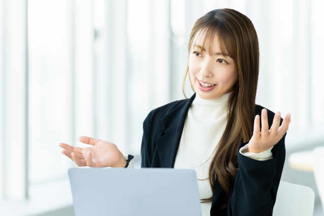 訪問営業で質問を活用するシーン